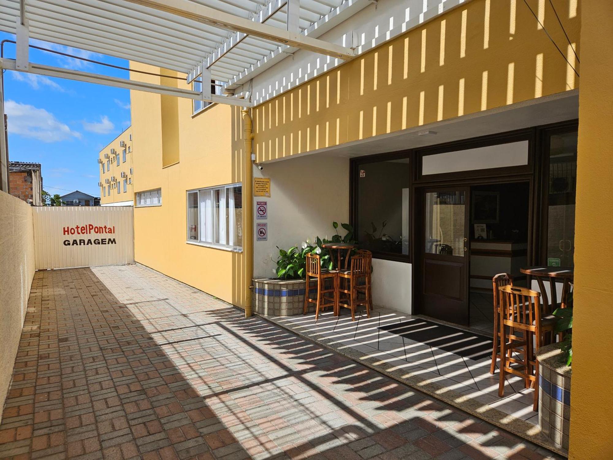 Hotel Pontal Palhoça Exteriör bild